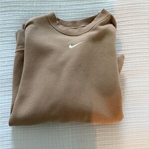 Oversized Nike Crewneck Sweatshirt